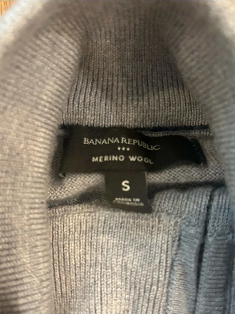Banana Republic 100% Merino Wool Quarter Zip Sweater